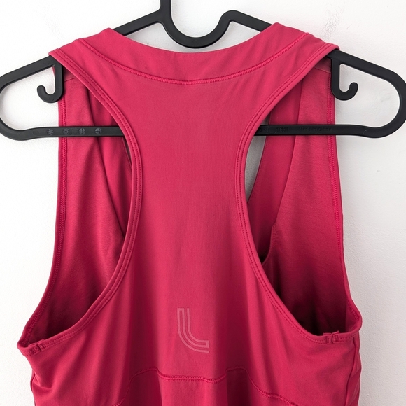 Lolë Pink Racerback Tank Top With Integrated Bra In Size Medium - Picture 4 of 13
